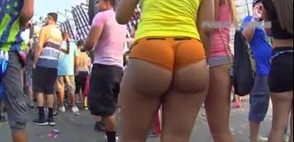  Amazing Black Ass Dancing in a Festival